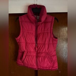 Vintage American Eagle Outfitters Women's two-toned pink quilted puffer vest